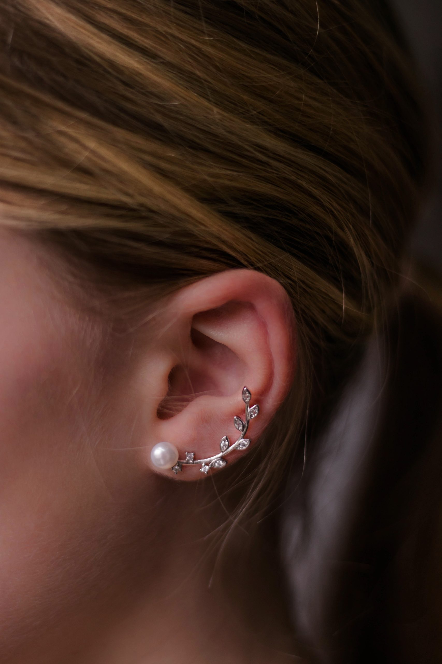 925 Sterling Silver Leaf Ear